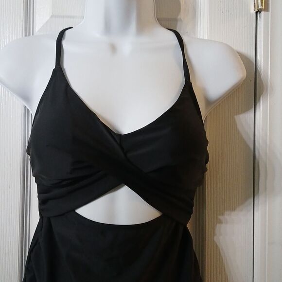 black cut out front black swim suit bathing suit top and bottom  bikiniSz M NWOT - Picture 5 of 7